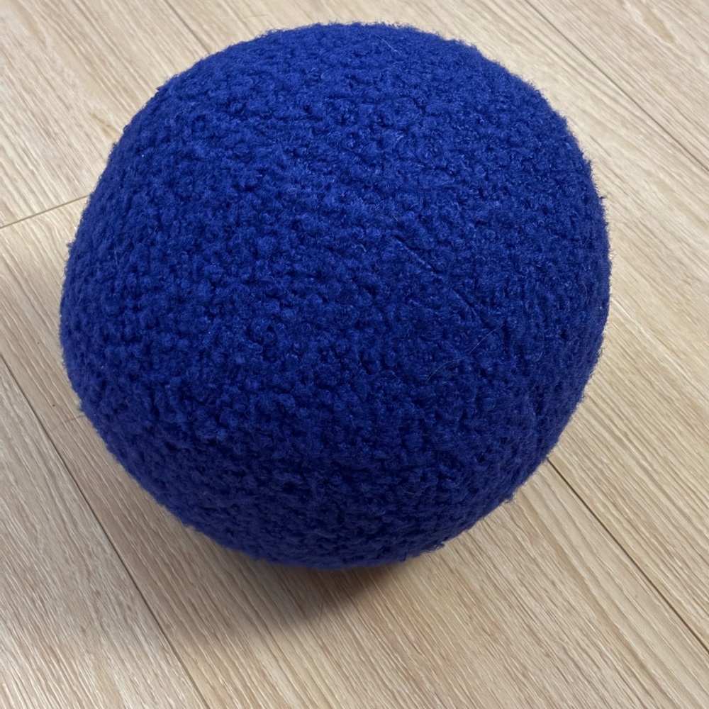 NWOT Funky Textured Ball Pillow, Blue, 27” Diameter.